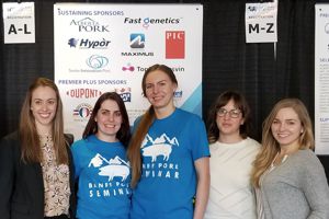 2020 student volunteers: Julia Linck-Moroni, Josiane Panisson, Mariia Tokareva, Natalie Diether, Theresa Lantz.